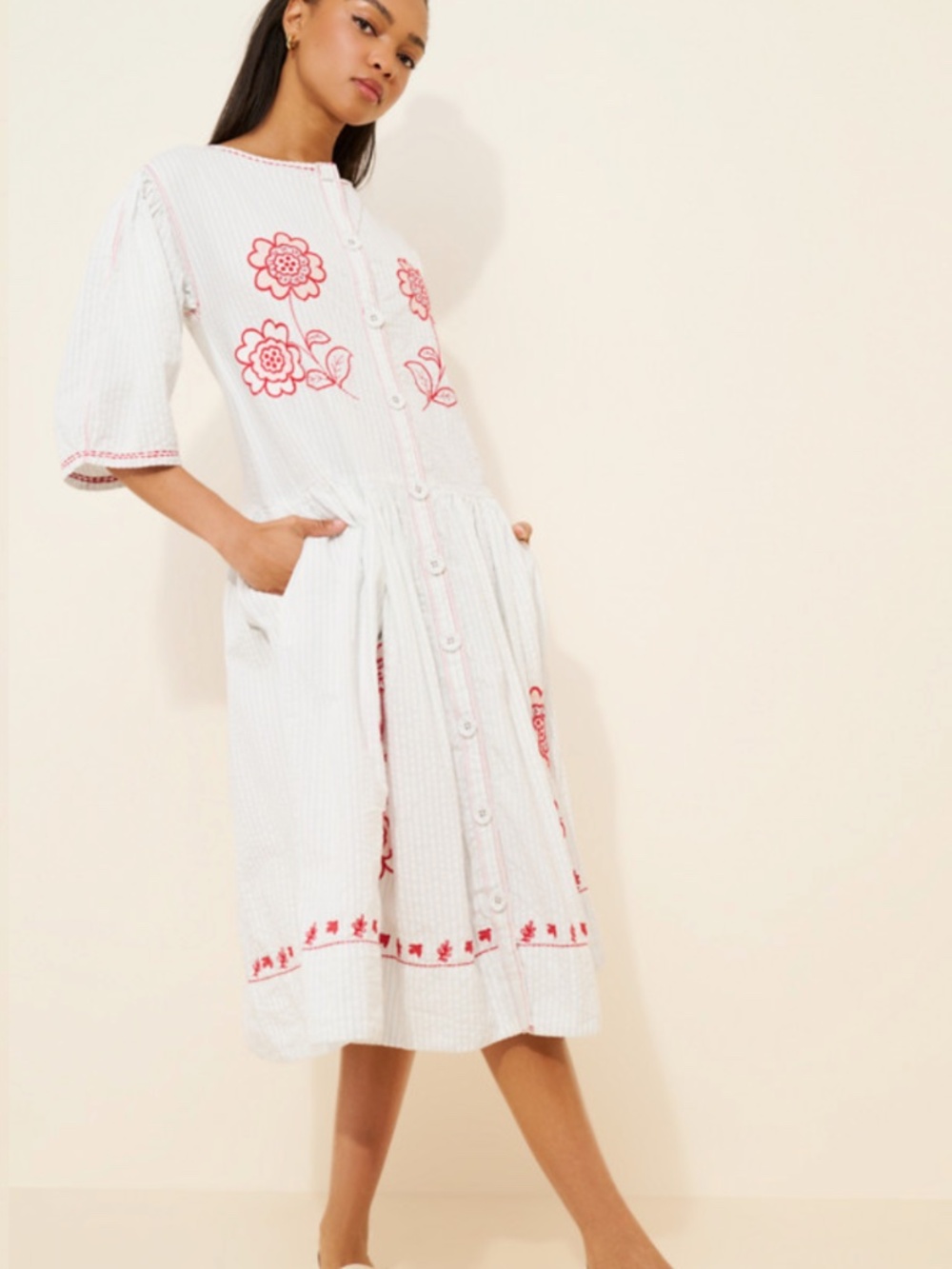 Free People White Seersucker Red Embroidered Floral Drop Waist Midi Dress M